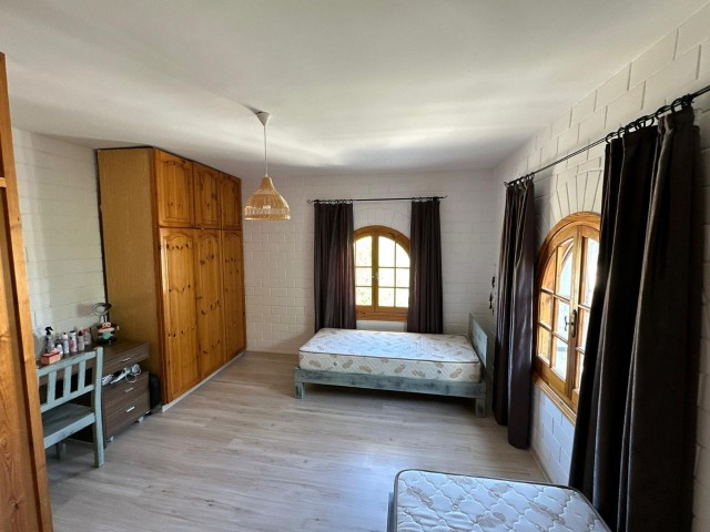 Detached House for Sale in Kyrenia Alsancak