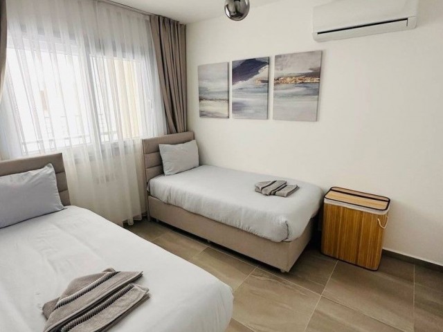 Thalassa Beach Resort'ta Deniz Manzaralı Lüks 3+1 Daire