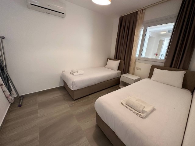 Lüks Thalassa Beach Resort dairesinde deniz manzaralı özel 2+1 daire