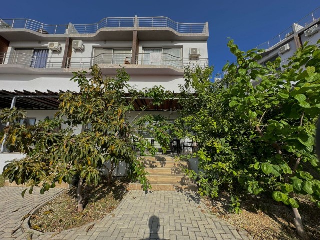 Mehrstöckige moderne Residenz mit einzigartigem Berg- und Meerblick in Çatalköy, Kyrenia – mit Pool und Fitnesseinrichtungen