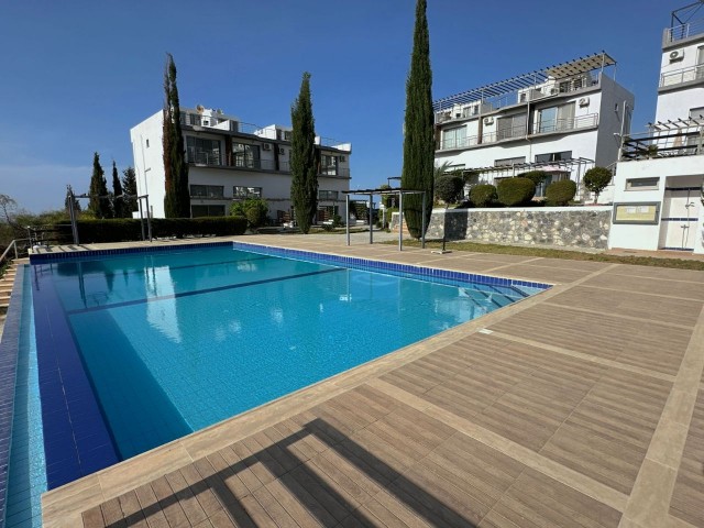 Mehrstöckige moderne Residenz mit einzigartigem Berg- und Meerblick in Çatalköy, Kyrenia – mit Pool und Fitnesseinrichtungen