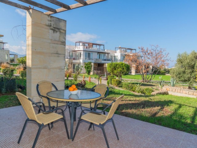 *Alleinagentur* – Geräumiges Gartenapartment mit 2 Schlafzimmern im Turtle Bay Village