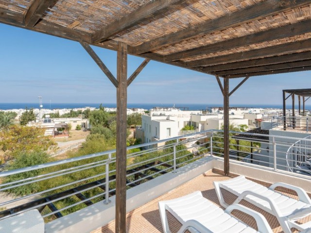 *TEK YETKİLİ* - Turtle Bay Köyü'nde 2 Yatak Odalı Deniz Manzaralı Penthouse