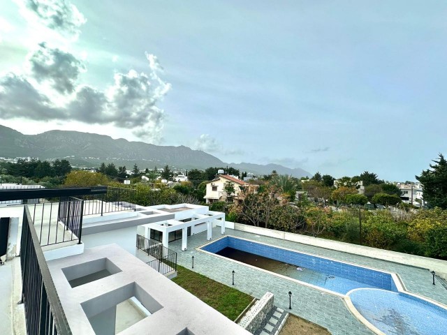 Modern Semi-Detached 3+a1 Villa in Karaoğlanoğlu with Communal Swimming Pool