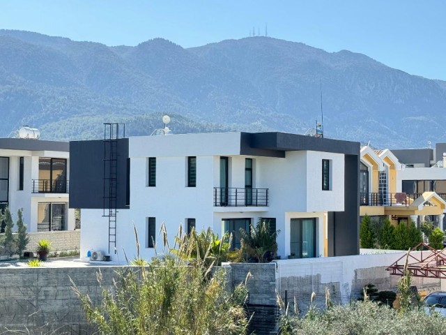 3+1 luxury villa for sale in Alsancak, 3 minutes from Merit Royal