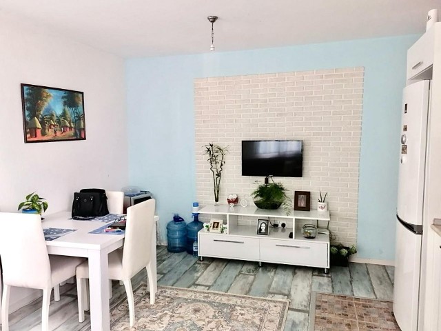 *SOLE AGENT* -  Lovely 2 Bedroom Flat for Sale in City Center: Prime Location, Modern Design, and Co