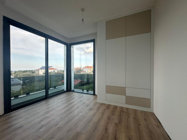 🔥Girne Ozanköy'de Satılık Yeni ve Modern Tasarımlı Özel Yüzme Havuzlu Villa!☀️