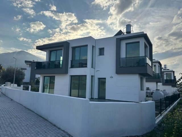 🔥Girne Ozanköy'de Satılık Yeni ve Modern Tasarımlı Villa!☀️