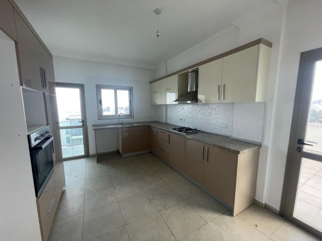 3+1 new flat for sale in Kyrenia center