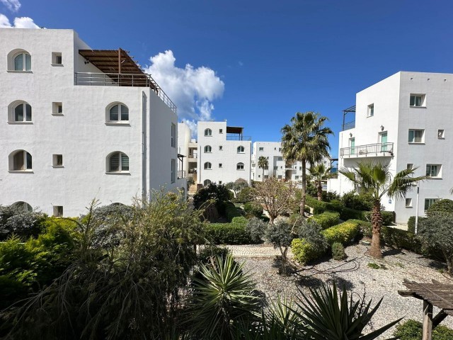 Spacious, 2-bedroom, fully renovated apartment in a seaside site