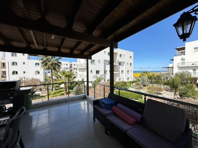 Spacious, 2-bedroom, fully renovated apartment in a seaside site