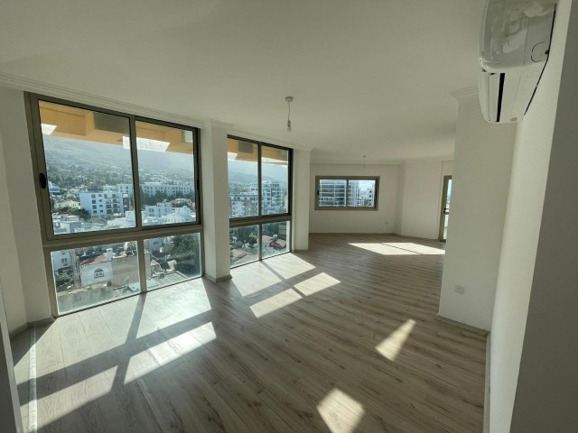 2+1 Duplex Flat in Kyrenia Center