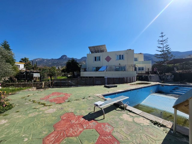 Semi-detached Villa with Sea view in Çatalköy