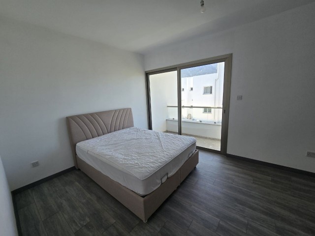 Alsancak'ta 2+1 Site İçerisinde Sıfır Villa