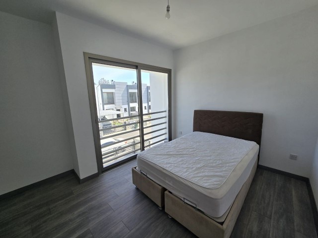 Alsancak'ta 2+1 Site İçerisinde Sıfır Villa