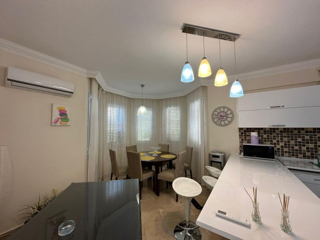 Kiralık 4 yatak odalı villa, Kuzey Kıbrıs, Lapta, özel havuzlu