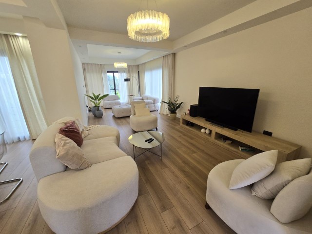 Villa For Sale in Çatalköy, Kyrenia