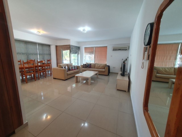 3 bedroom apartment in Kyrenia Center