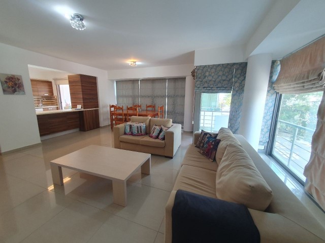 3 bedroom apartment in Kyrenia Center