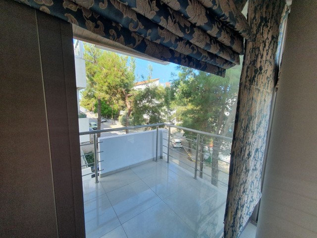 3 bedroom apartment in Kyrenia Center