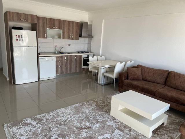 Flat To Rent in Karaoğlanoğlu, Kyrenia