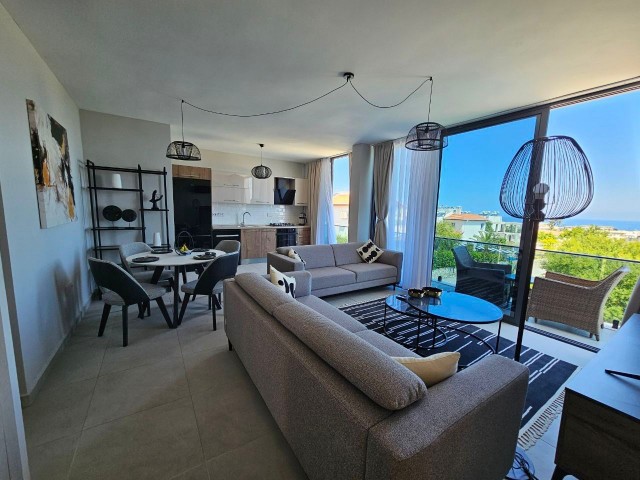 *Alleinvertreter* – Penthouse mit 3 Schlafzimmern zu verkaufen