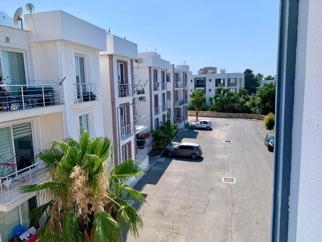 2 BEDROOM AND FURNISHED FLAT FOR URGENT SALE WITHIN WALKING DISTANCE TO YAVUZLAR HIGH SCHOOL IN LAPTA *SINGLE AUTHORITY*