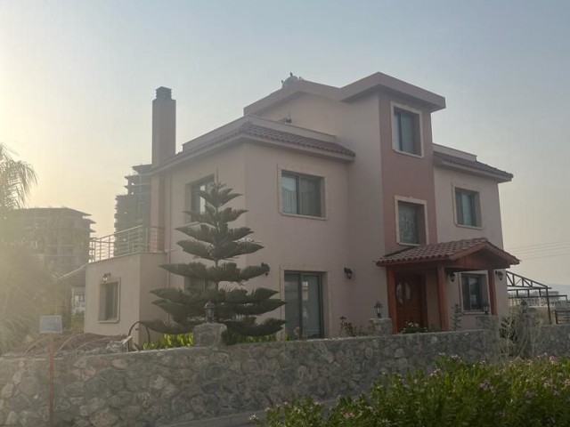 İskele Long Beach, 4+2 Ticari/Sürekli Yaşam Amaçlı Villa