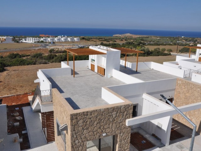 Neue Wohnung am Pool in Erenköy mit Meer- und Bergblick