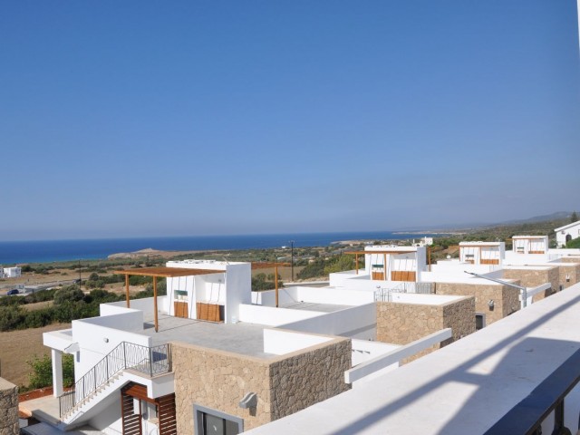 Neue Wohnung am Pool in Erenköy mit Meer- und Bergblick