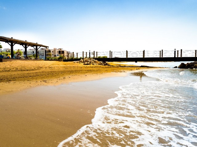 Квартира 1+1 с частным пляжем и бассейном в регионе Бафра Отели