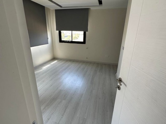 Flat for Sale in K.Kaymaklı