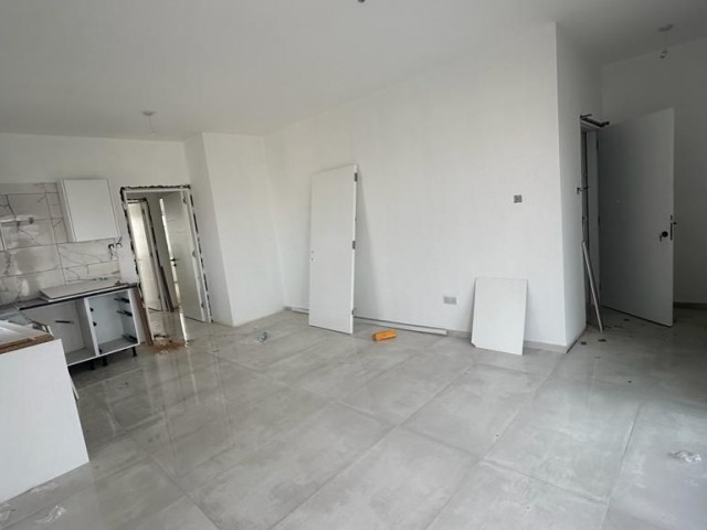 2+1 Penthouse-Wohnung zum Verkauf in K.Kaymaklı