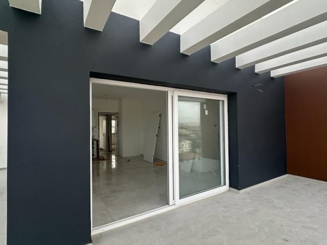2+1 Penthouse-Wohnung zum Verkauf in K.Kaymaklı
