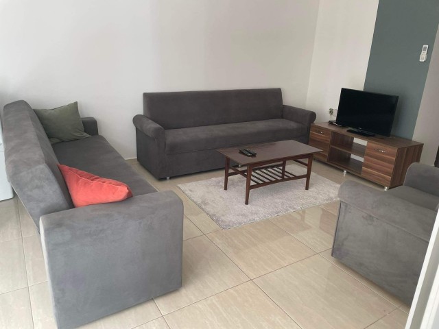 2+1 FULLY FURNISHED FLAT FOR RENT IN A LARGE SPACIOUS RESIDENCE WITH ELEVATOR WITH A GREAT LOCATION NEAR KOTON IN GIRNE CENTER..