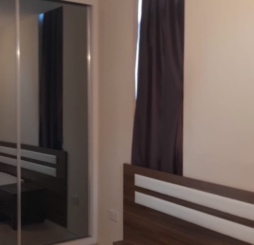 FIRSATT**GİRNE MERKEZ’DE MR PAUND BÖLGESİNDE 120m2 FULL EŞYALI ÇİFT BANYO WC ASANSÖR GİBİ AVANTAJLARIYLA 2+1 GENIŞ FERAH KIRALIK DAIRE 