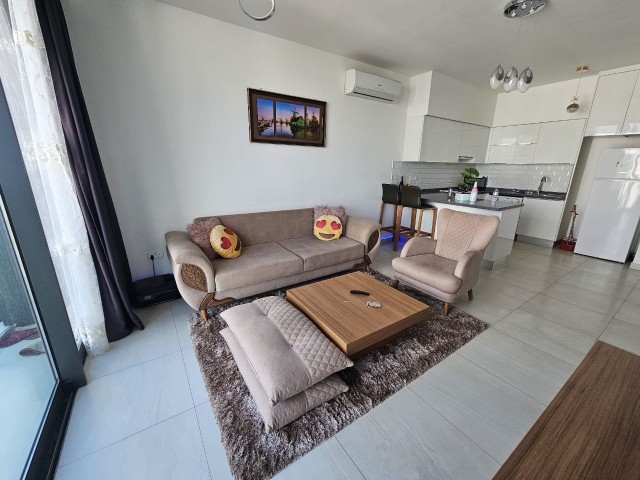 OPPORTUNITY** 2+1 EQUIVALENT KOÇAN LOAN SUITABLE UNFURNISHED, WELL MAINTAINED FLAT FOR SALE IN KYRENIA CENTRAL KARAOĞLANOĞLU AREA