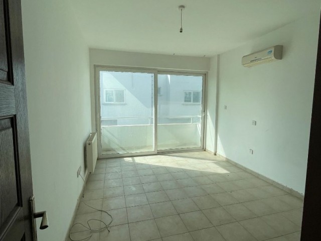 Opportunity Triplex Villa in Küçük Kaymaklı 158.000 stg Turkish Title