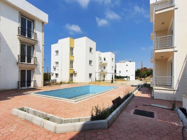 3+1 Apartments for Sale on a Site with a Pool in Kyrenia Laptada ** 