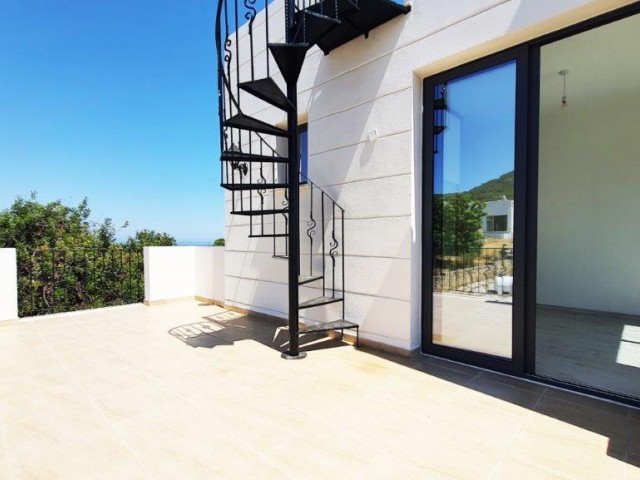 Villa for Sale with Mountain and Sea Views in Kyrenia Karsiyaka ** 