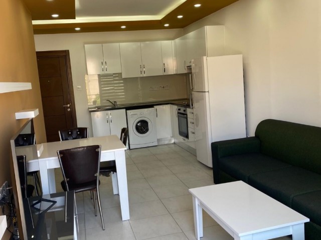 1+1 Wohnung Zu Vermieten Im Zentrum Von Kyrenia ** 