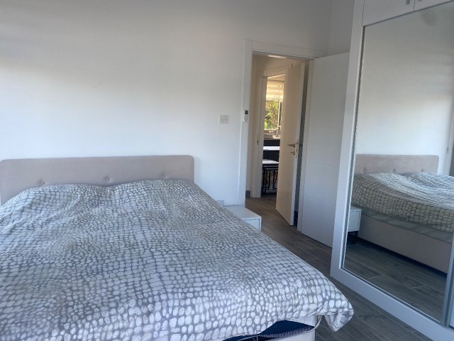 Girne Alsancak  Havuzlu Sitede 2+1  Satılık Daire