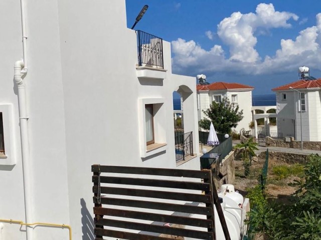 3+1 Villa with Private Pool in Kyrenia Karsiyaka ** 