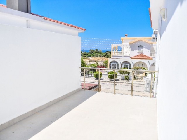 4+1 Twin Villa with Pool for Sale in Edremit, Kyrenia