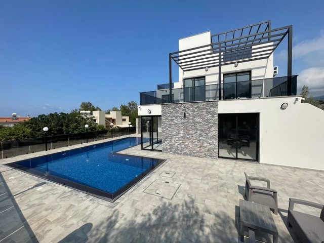 STUNNING VILLA WITH SEA AND MOUNTAIN VIEW IN KYRENIA LAPTA REGION