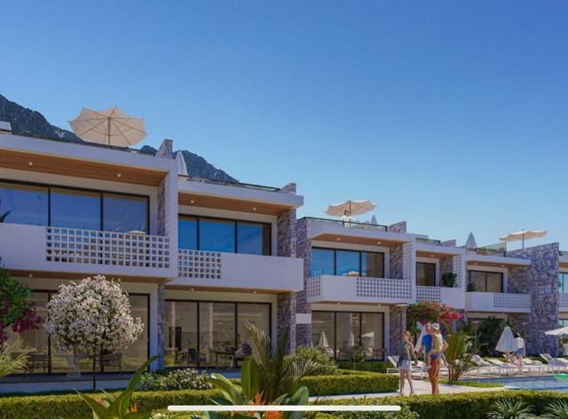 2+1 Gartenwohnung zum Verkauf in Kyrenia Alsancak Grundstück mit Pool