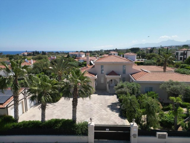 Kyrenia Çatalköy ultra luxury villa