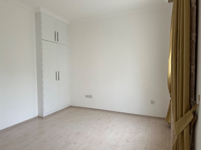 2+1 Flat for Sale in Kyrenia Center