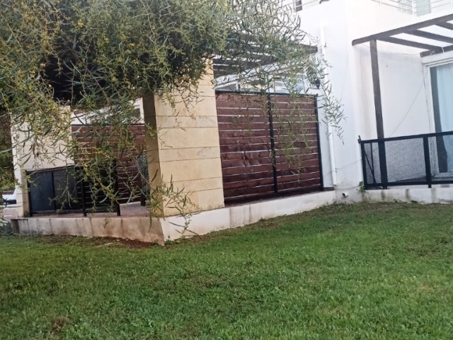 Cottage with Garden in Kyrenia Esentepe