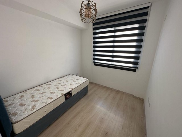 Luxuriöse 3+1-Wohnung zur Miete am Meer im Zentrum von Kyrenia